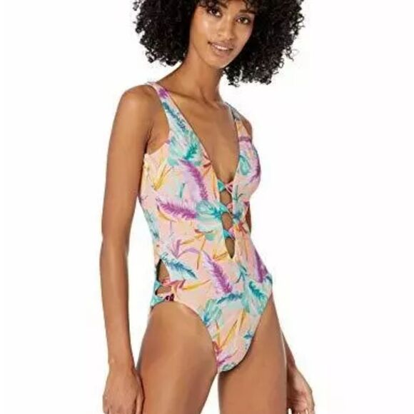 NWT Bar 3 Women's Copcabana Printed Twist Front One Piece Swimsuit - Picture 6 of 14